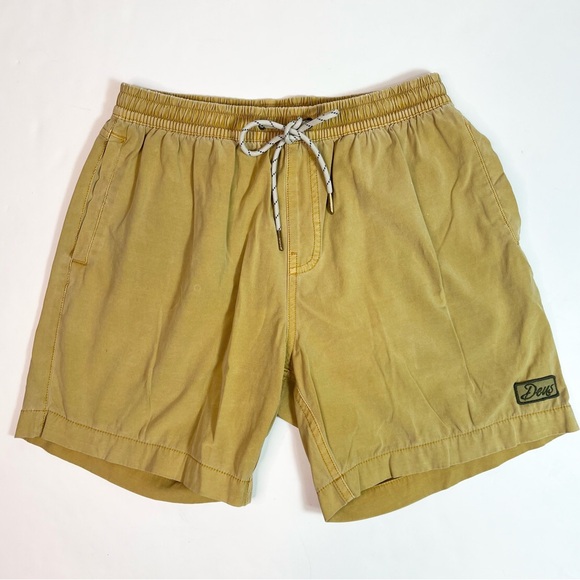 Deus Ex Machina Shorts (3) pairs Size Small and Medium - Picture 4 of 16